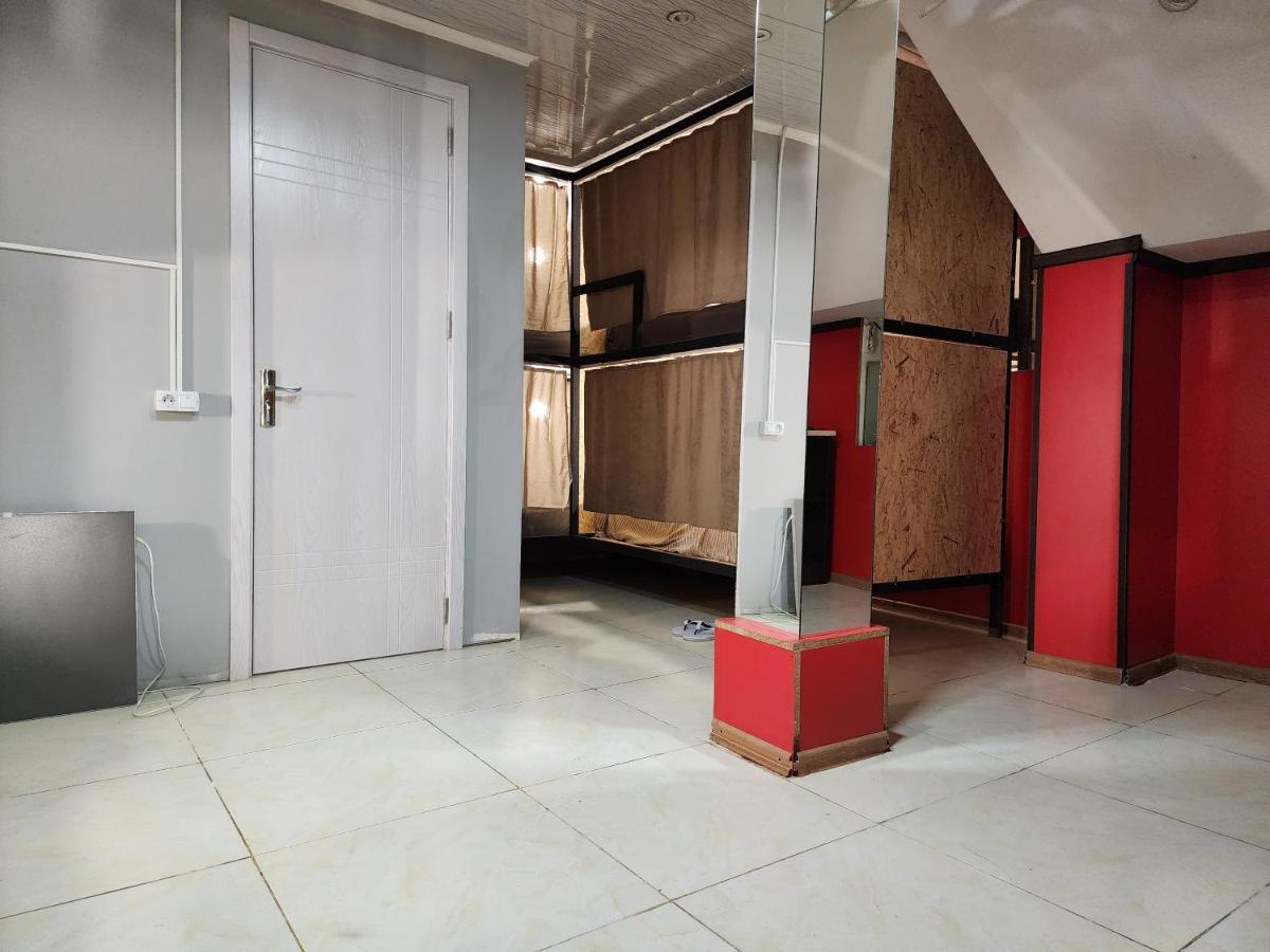 Gala Hostel Tbilisi Ngoại thất bức ảnh