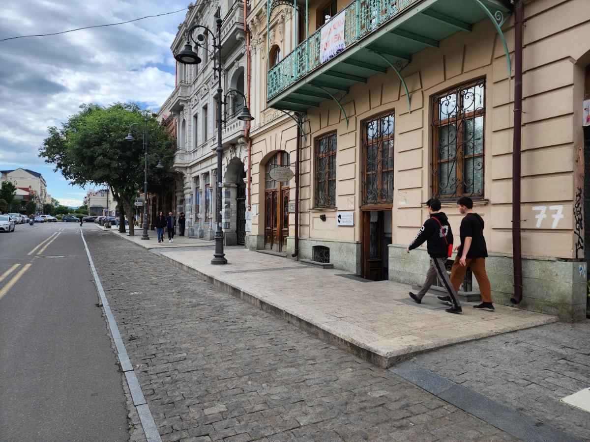 Gala Hostel Tbilisi Ngoại thất bức ảnh